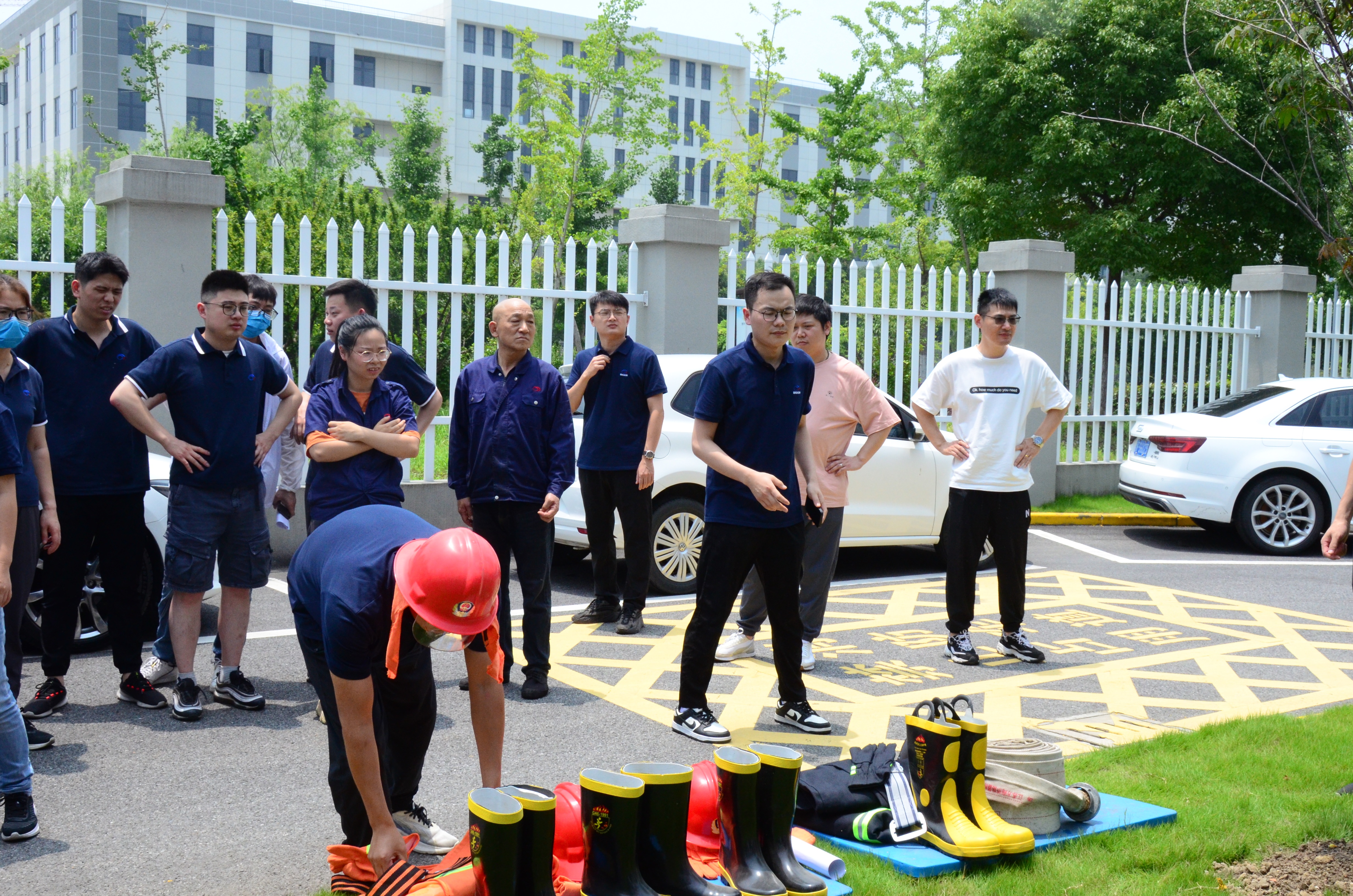 人人講安全！個個會應(yīng)急！04